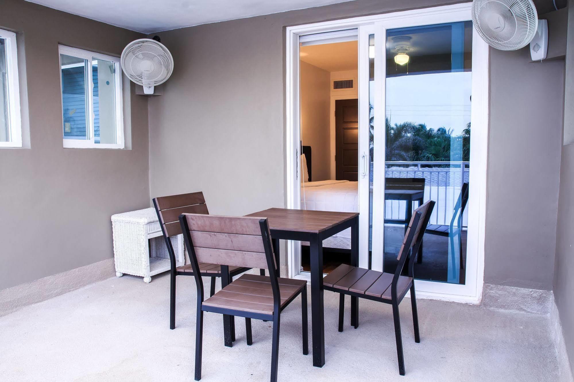 Caribbean Resort Suites Χόλιγουντ Εξωτερικό φωτογραφία